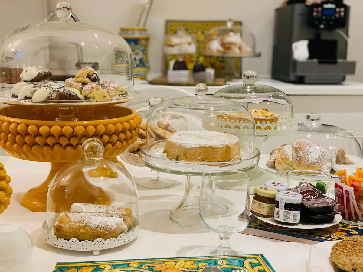 Konukevi Palazzo Del Poeta - Dimora Contemporanea Otel Palermo