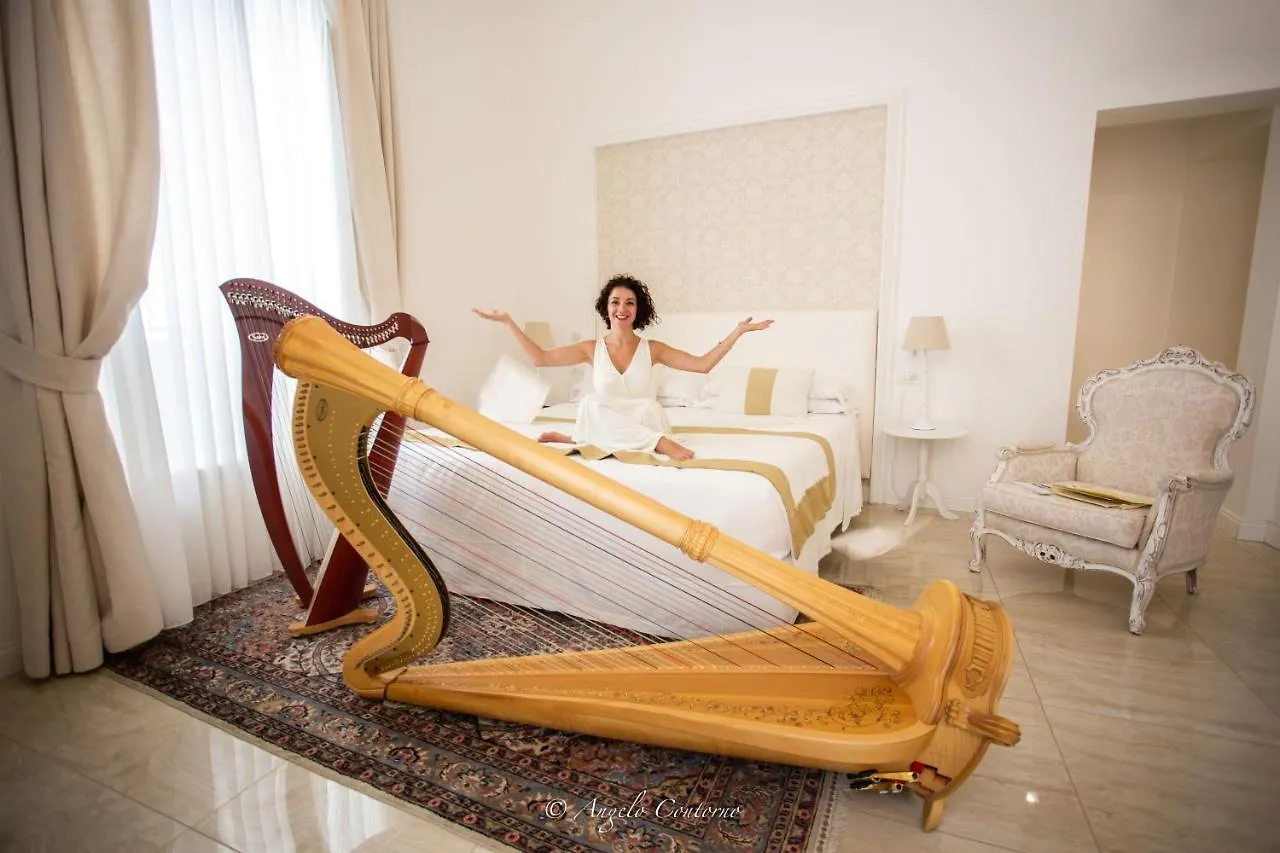 Palazzo Del Poeta - Dimora Contemporanea Otel Palermo 2*,  İtalya