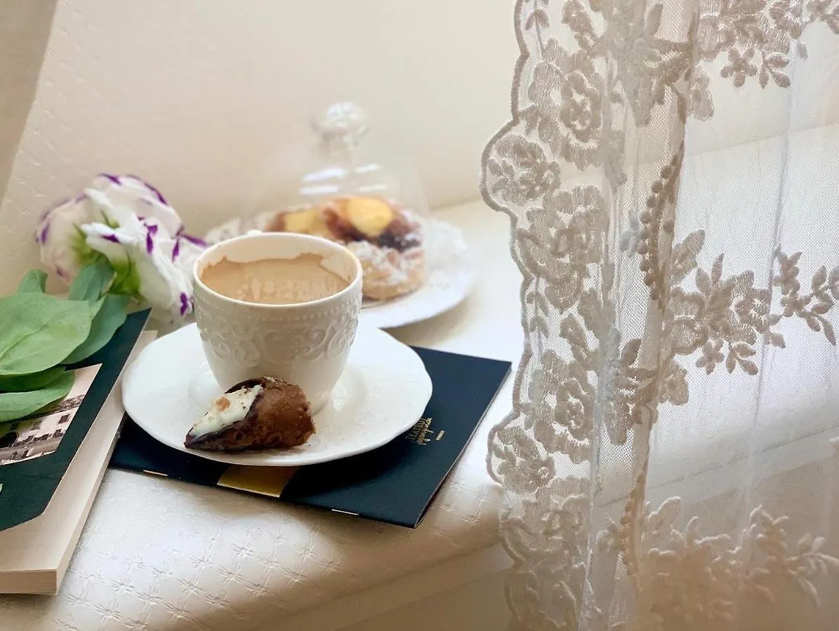 Gasthof Hotel Palazzo Del Poeta - Dimora Contemporanea Palermo