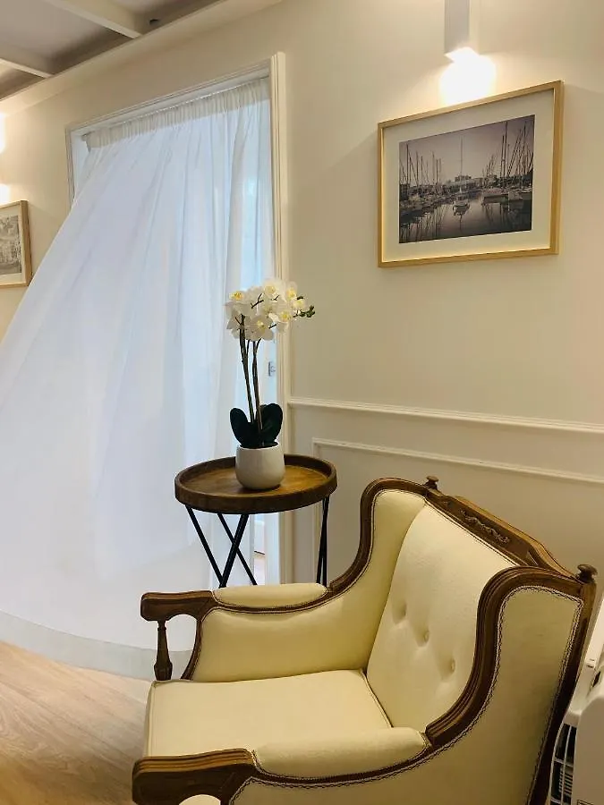 Palazzo Del Poeta - Dimora Contemporanea Hotel Palermo Guest house